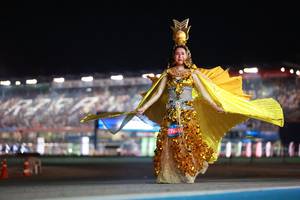 BIB: 
                            <button type="button" onclick="openModal(24092907)" class="btn btn-primary btn-sm float-right btn-popup" data-toggle="modal" data-target=".modal-high-quality">
                        <i class="fas fa-shopping-cart"></i> Add to Cart
                    </button>
                                            <button type="button" onclick="isThisMe(24092907, true)" class="btn btn-success btn-sm float-right btn-popup btn-isme hidden" data-toggle="tooltip" data-placement="bottom" title="นี่คือรูปของคุณใช่ไหม คลิกที่นี่เพื่อเอาเข้าอัลบั้ม">
                        <i class="fas fa-plus"></i> Add to album
                    </button>
                    <button type="button" onclick="isThisMe(24092907, false)" class="btn btn-warning btn-sm float-right btn-popup btn-isnotme hidden">
                        <i class="fas fa-ban"></i> Remove from album
                    </button>